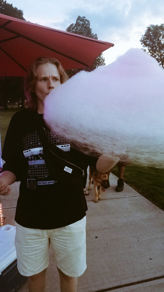 burchamjoey's tweet photo. #cloutcloud https://t.co/JPGDKH612H