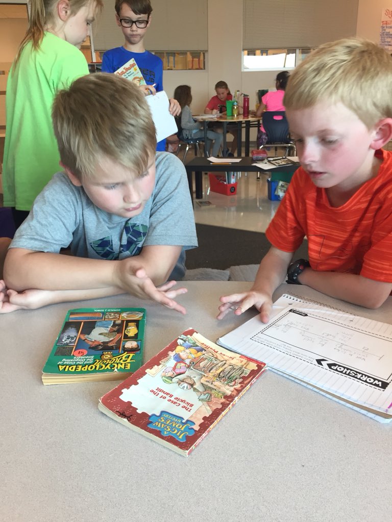 MissB_RES's tweet photo. Mystery readers use co-detectives to solve crimes! #KellerLiteracy https://t.co/z2LN8degc1