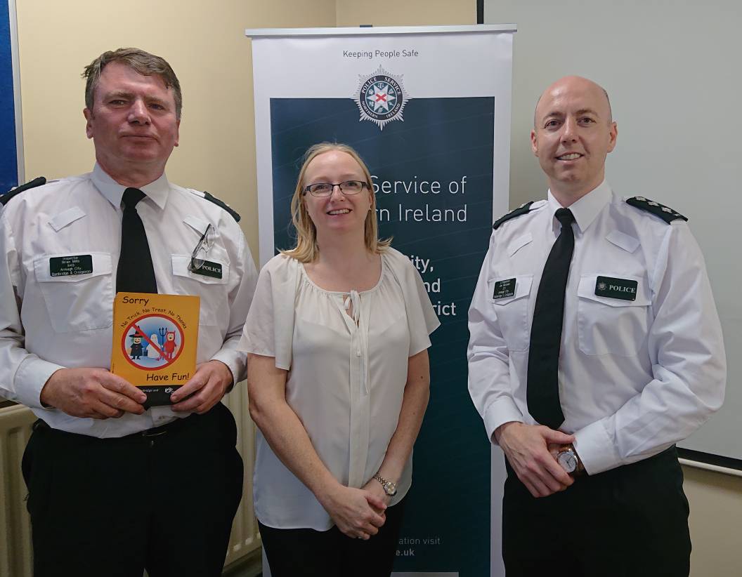 PSNIABC's tweet photo. #RoseBetweenThorns as @ABCpcsp joined us for a planning meeting for Halloween chaired by @PSNICIJBurrows. ASB and fireworks discussed as well as plans for events and night life economy. A busy time, but we're determined to make it a safe time for all.
#KeepingPeopleSafe https://t.co/yGII0kXS7a