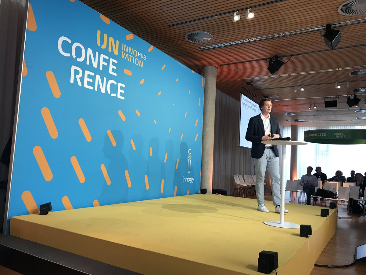 KeeOriginal's tweet photo. @ShareCharge on Stage at the annual innogy Innovation Hub Unconference. @innogy_innohub building the future of mobility via a decentralized infrastructure for electric vehicle charging poles - #blockchain https://t.co/rjoc3sRRLK