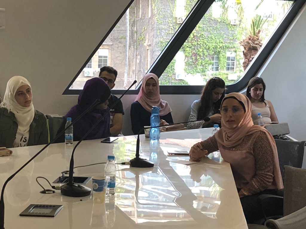 .@AUB_NYO live broadcast: more @AUB_Lebanon students (including scholarship students @UspAub @AUBMEPI @MastercardFdn) sharing their personal experiences participating in #CommunityEngaged learning. 
#AUBTransformativeEducation