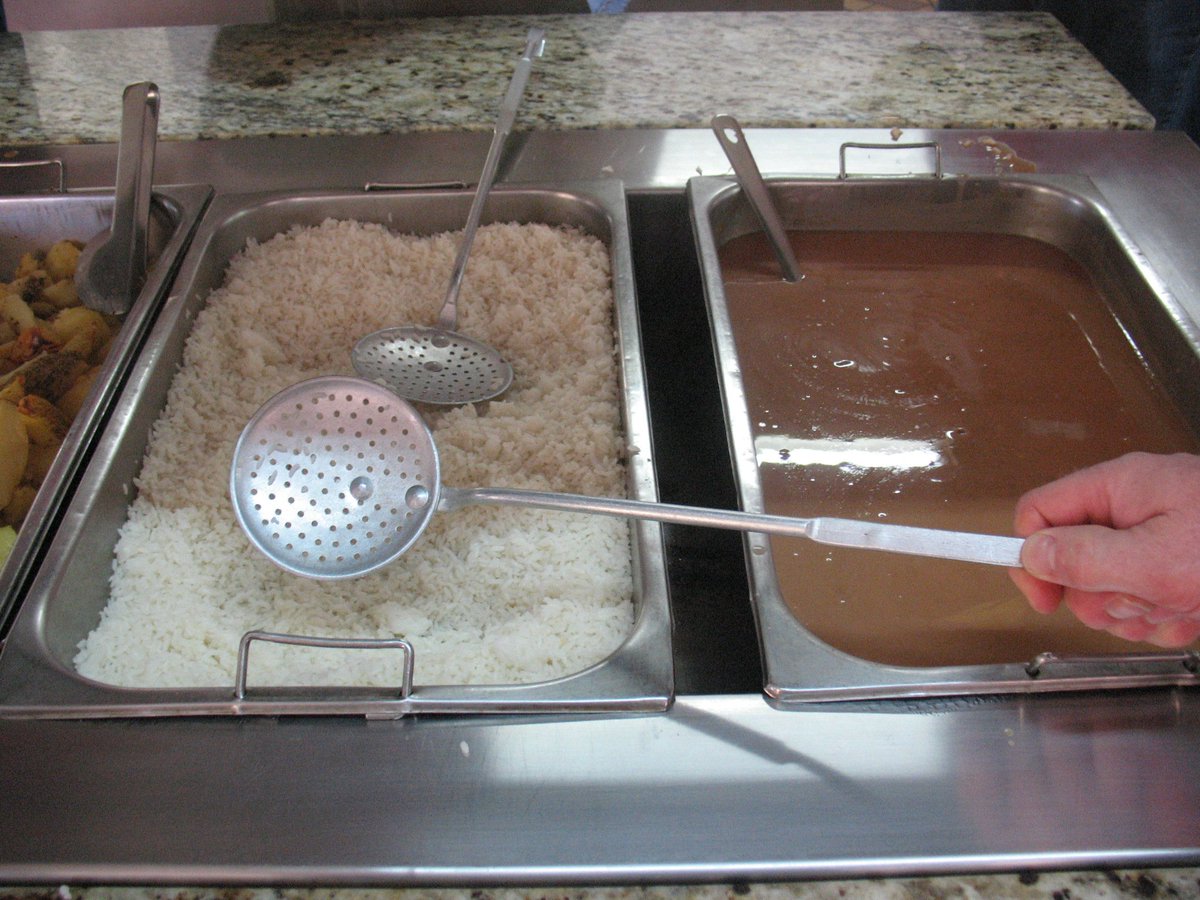 umnfoodsafety's tweet image. Cooked #rice and #refried beans not cooled or heated at safe #temperatures is a common cause of #foodborne #illness. Don't get sick on #NationalTacoDay. More z.umn.edu/3sbc @UMNExt