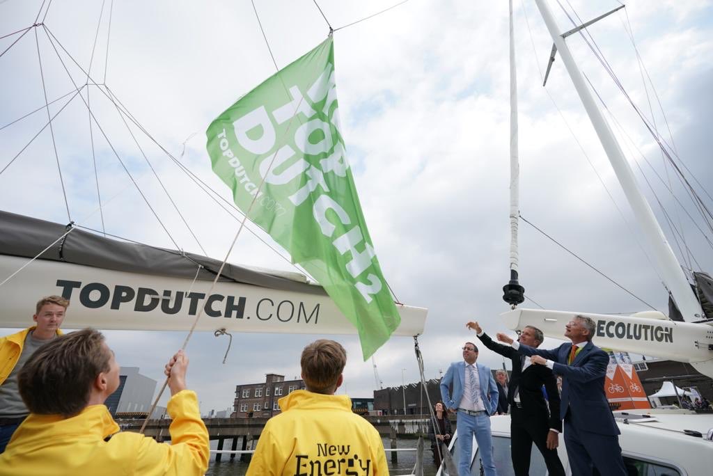 Het iconische schip Ecolution dat bij de #IE2018 is aangemeerd, is ontwikkeld door Wubbo Ockels <a href="/tudelft/">TU Delft</a>. Met wetenschappers, technologen en ondernemers wordt het schip omgebouwd naar een waterstof hybride schip met gesloten circulaire systemen #IE2018 - topdutch.com/industries/che