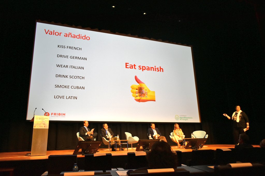 Mensaje muy claro de la empresa @fribin_binefar #CongresoAgroAragón Valor añadido con #EatSpain y yo añadiría #EatAragón