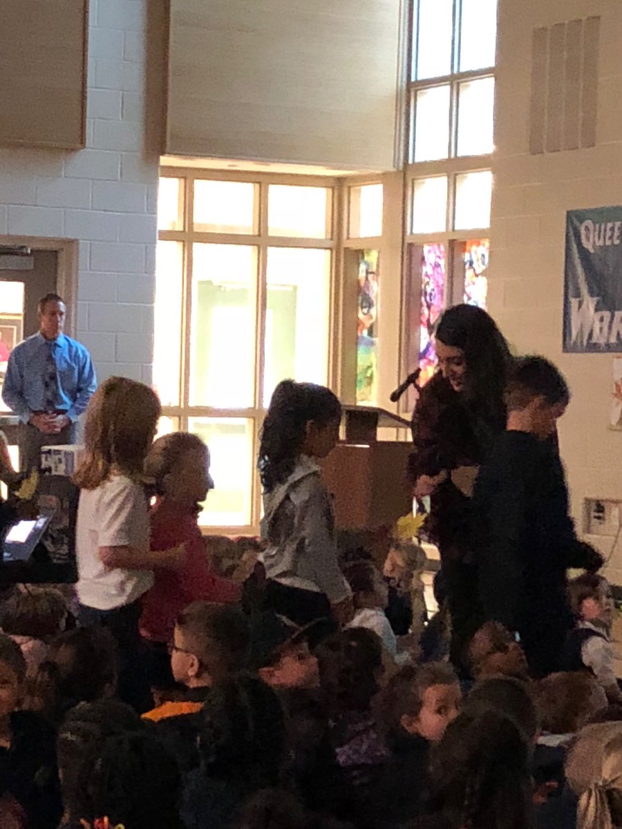 oeamom's tweet photo. Thank you for representing our class today at our Thanksgiving Liturgy - you did a wonderful job! ⁦@QHMilton⁩ https://t.co/CTMzAqmxlZ