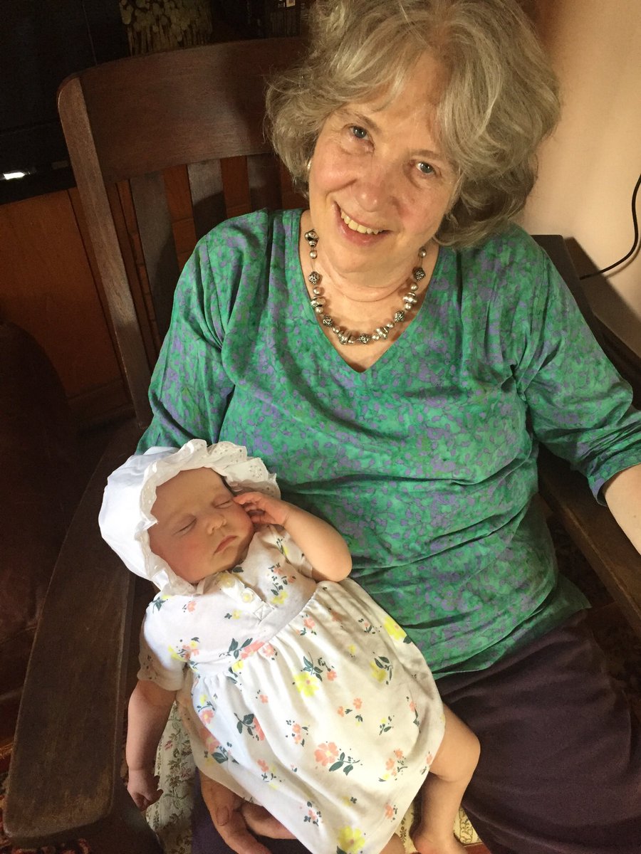 agkeef's tweet photo. I’m planning to #VoteBlue in this midterm and I’m bringing my mom who doesn’t usually vote in midterms to be #onemorevote @OneMoreVoteUS https://t.co/k7En9BpZlD
