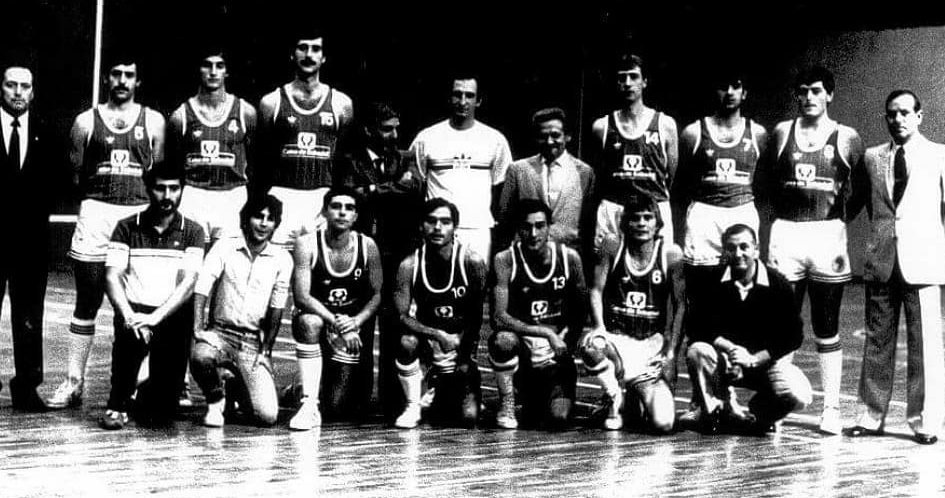 CNSBasquet's tweet photo. #DEP Josep Lluís Cortés, llegenda del bàsquet nacional i de Sabadell com a jugador de l'Orillo Verde primer i com a director tècnic de la secció de bàsquet després #somCNSabadell https://t.co/qz3p4mxToo