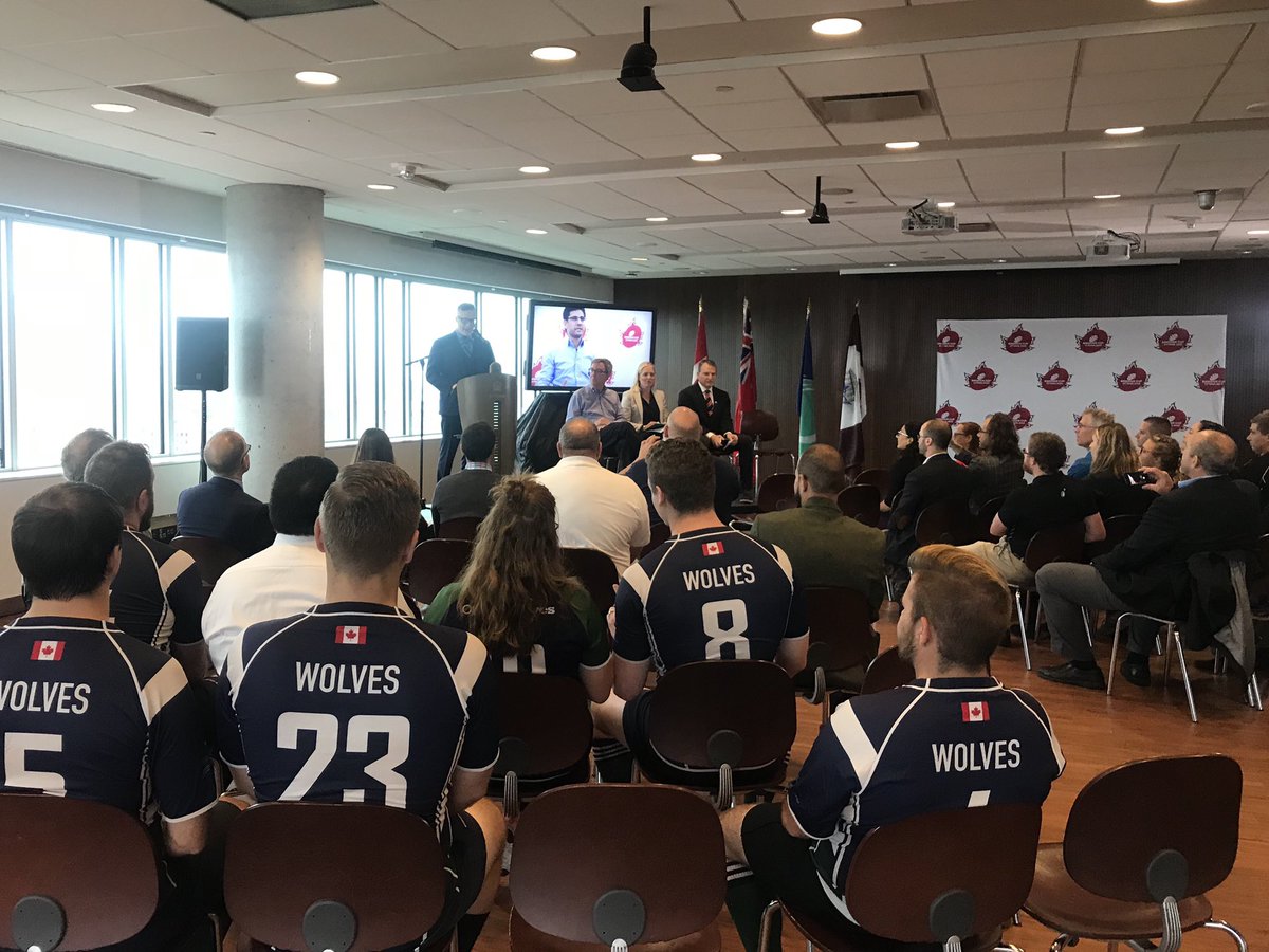 cathmckenna's tweet photo. Heureux d'être une partie de la Bingham de la Coupe du Lancement aujourd'hui, en célébrant non seulement le génial jeu de rugby, mais les valeurs de l'inclusion et de l'égalité, indépendamment de la sexualité. @IGRClubhouse https://t.co/FbITTp8yZW