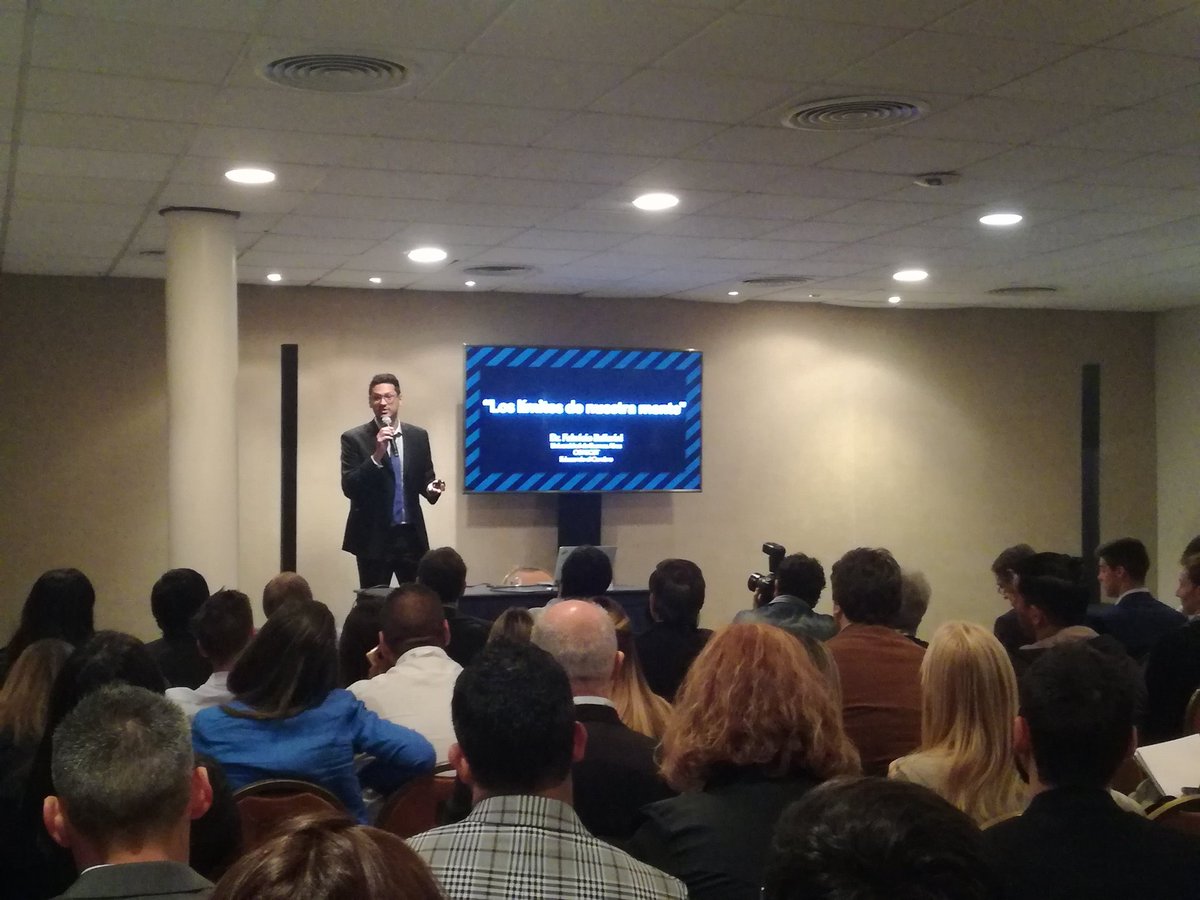 AAPASargentina's tweet image. La comisión de jóvenes organizó la charla "Los límite de nuestra mente", en el #FNS2018 a cargo de Fabricio Ballarini, investigador del CONICET.