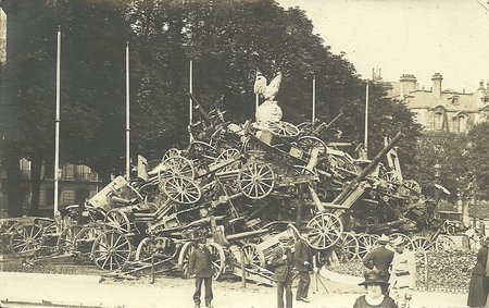 CUAlencon's tweet photo. Mercredi 10 octobre à 20h, la médiathèque Aveline vous propose une conférence de Stéphane Tison, "1918... sortir de la guerre". Plus d'infos : https://t.co/5oEL0hHATx. #mediathequescualencon #cualencon https://t.co/t4kcbcklpd