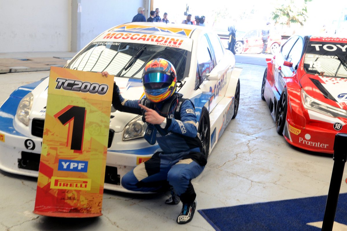 📈 Los 4 pilotos que ganaron en el #TC2000 y en la #FórmulaArg en una misma temporada.

🏆 2013 <a href="/JulianSantero/">JULIAN SANTERO</a> 
🏆 2014 <a href="/MerloJavi/">Javier Merlo</a> 
🏆 2015 <a href="/mmoggia44/">Martin Moggia</a> 
🏆 2018 <a href="/NicoMoscardini/">Nicolás Moscardini</a> 

📸 <a href="/TC2000online/">TC2000</a> - <a href="/F20Oficial/">Fórmula Nacional</a>
