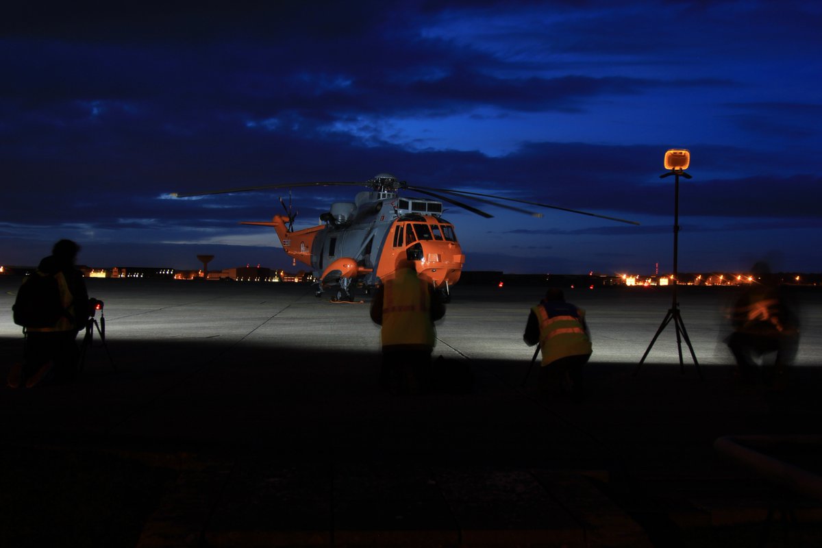 NightSearcher's tweet photo. Big thank you to @thresholdaero for sending us these impressive aviation photographs. All the aircraft were illuminated by the @NightSearcher #GalaxyPro flood lights.
Find out more about the Galaxy Pro here:
https://t.co/HhEyajtV8d
#photography #aviation #aircraft #floodlights https://t.co/fXbmgtdCsA