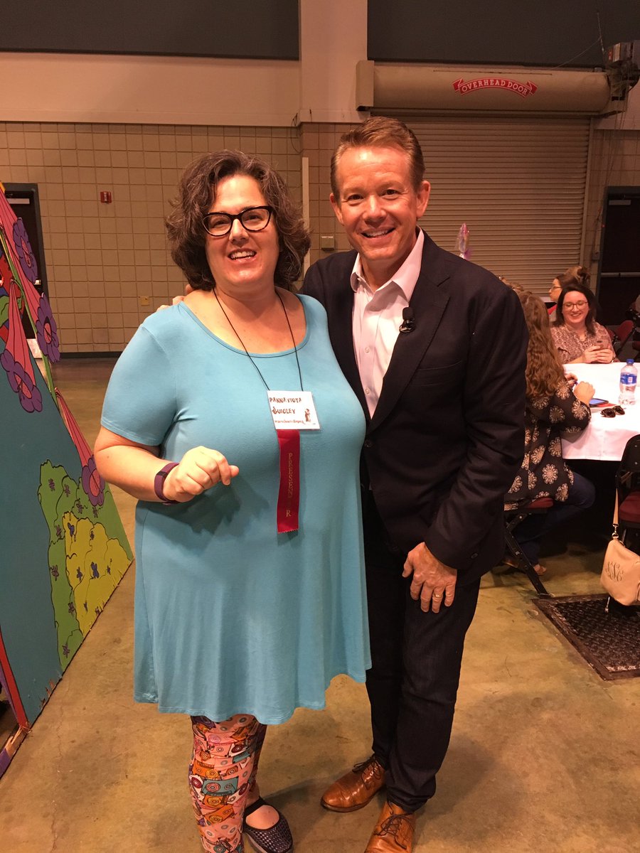 GuigleyP's tweet photo. Steve Spangler!!! #magc2018 #TEAMDCS @TweetDCS_HLMS https://t.co/Fw1oq0t9FF