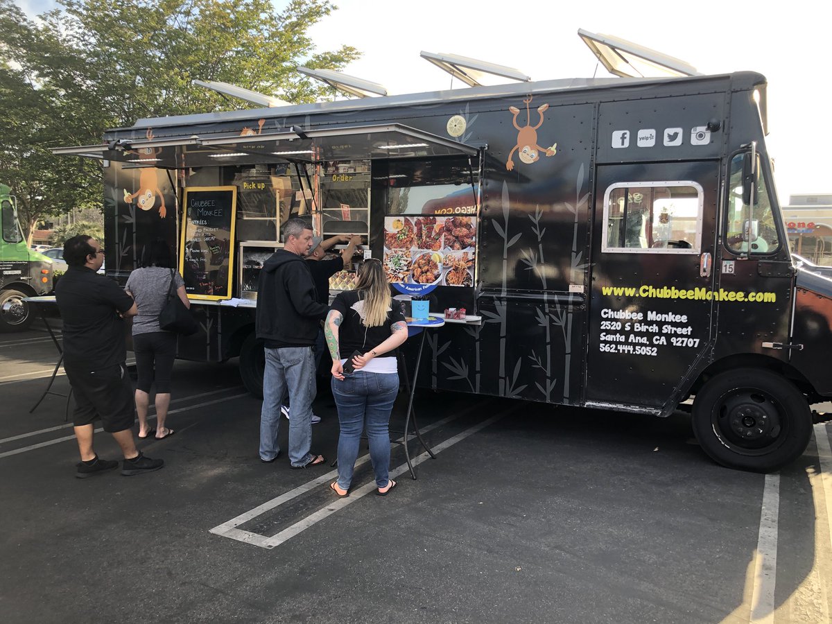 TONIGHT! #HB
Scheduled lineup. 16272 Beach Blvd in front of <a href="/TotalWine/">Total Wine & More</a> 5-9pm.

<a href="/TheBurntTruck/">The Burnt Truck</a> 
<a href="/dogzillahotdogs/">Dogzilla Hot Dogs</a> 
<a href="/ChubbeeMonkee/">Chubbee Monkee</a> 
<a href="/_TastingSpoon/">Tasting Spoon</a> 
<a href="/kogibbq/">kogibbq</a> 
@ThePokeHut 
<a href="/nostimo_greek/">NostimoGreekCuisine</a> 
@bakerytruck 

#foodtruck #HB #FOODIE #foodtrucks #eat #dinner #grub #nomnom