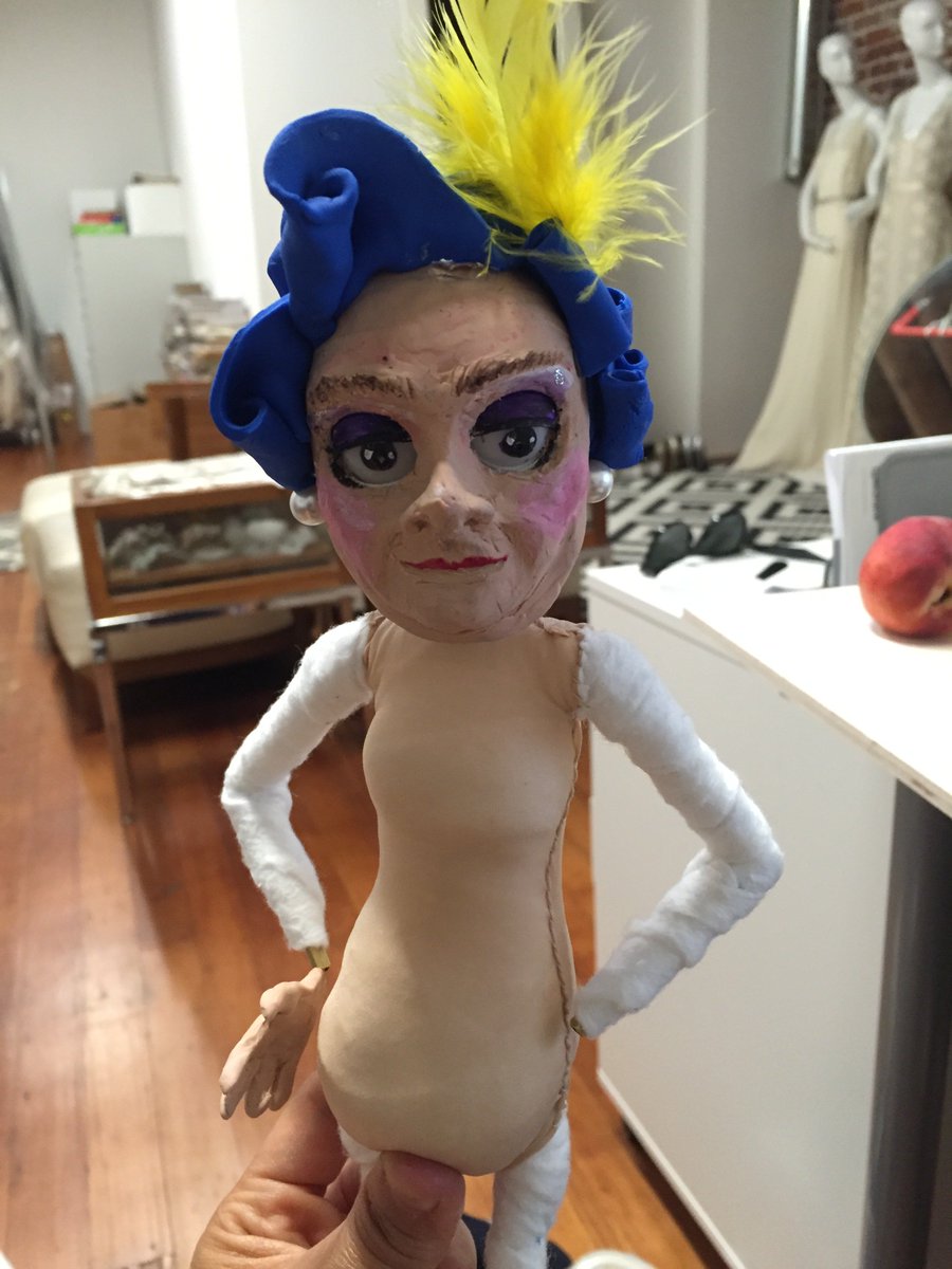 mossylist's tweet photo. Did you know that our first #ToothFairy was based on a look inspired by @DameEdnaEverage? Who wore it better? Watch our new video for "My Tooth" and let us know! https://t.co/vVionX1MOQ https://t.co/JWfQRIOeBr