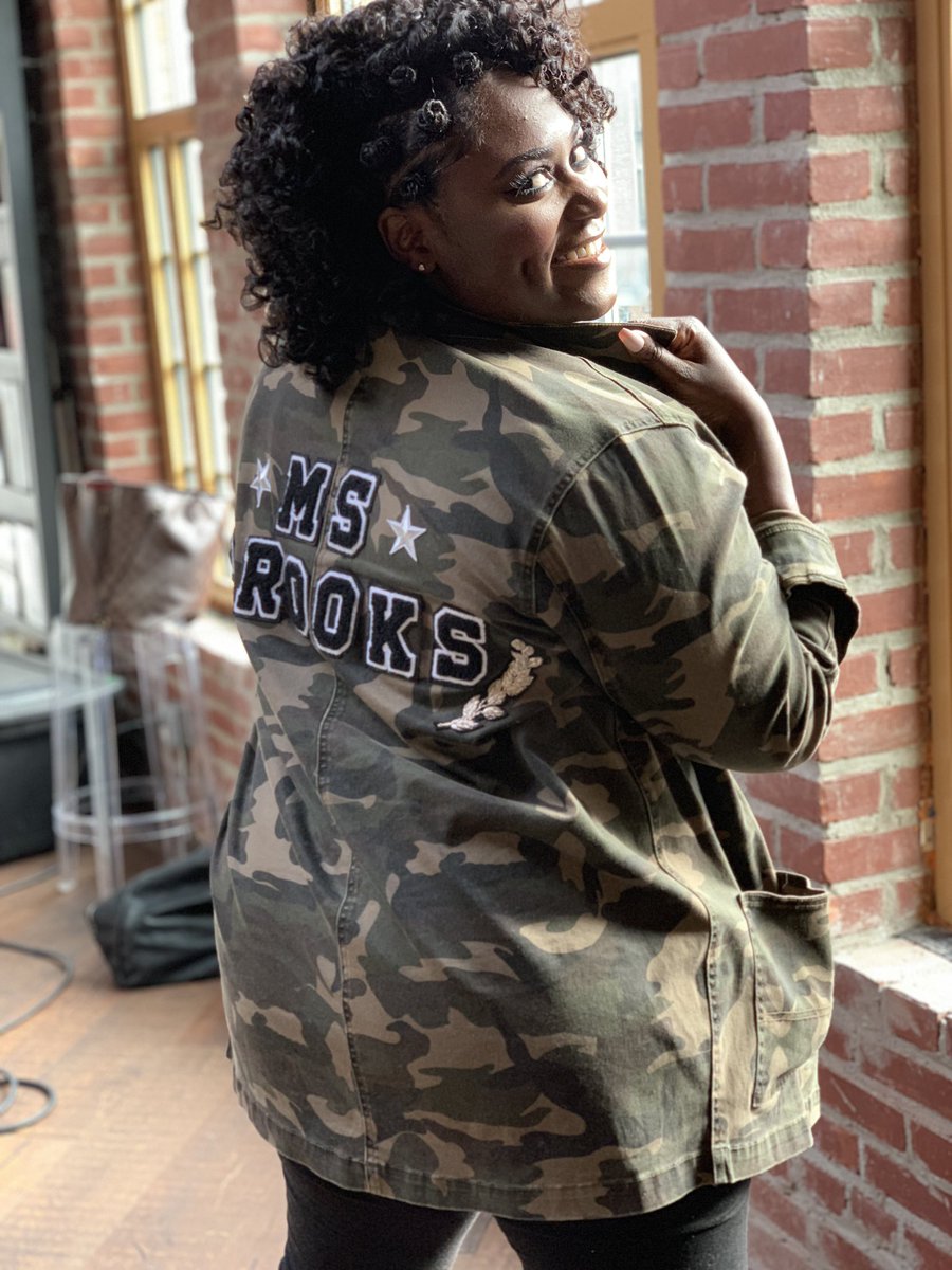 DANIELLE BROOKS - Página 4 DorQ05NXgAEkKWR