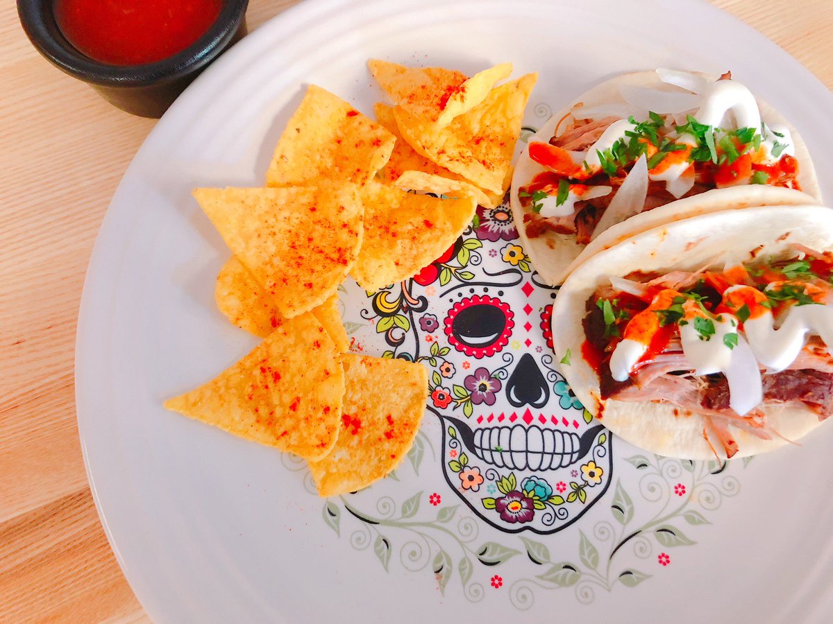 FiestaOutlets's tweet photo. Wait, we thought every day was #NationalTacoDay! 🤔 We could handle that! 😃 But to make today official, elevate your plating game with the food everyone craves on Homer Laughlin’s Mexican-holiday-inspired SKULL AND VINE. 

#MadeInTheUSA #Restaurants #TabletopTrends #Chefs https://t.co/b9AN0FTIXw