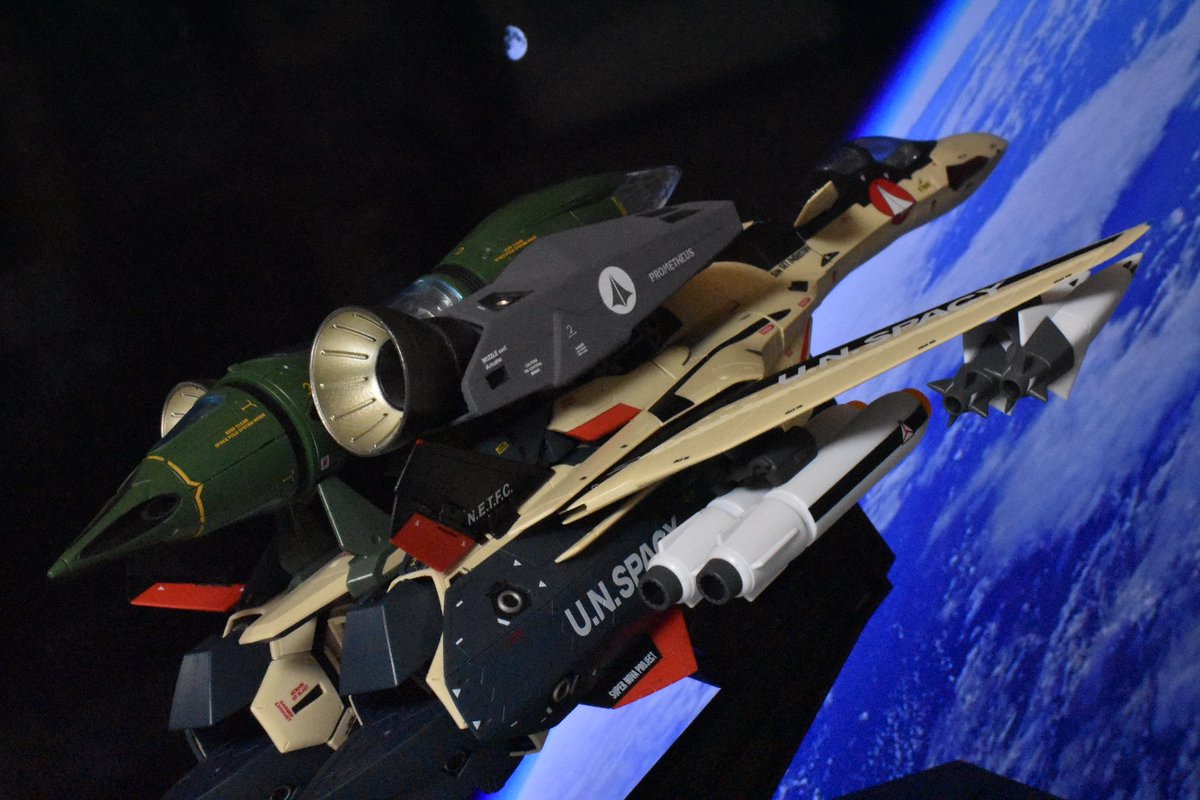 kabediorama's tweet photo. 「以上で本日の慣熟飛行プログラムを終了する。」
『CV-778管制 Gunsight One了解。ポイントEchoで本艦に合流して着艦せよ』
「エクスカリバー01了解。これより帰投する」
_(　 _'ω')_
#壁ジオラマ https://t.co/Vv5tcLGXob