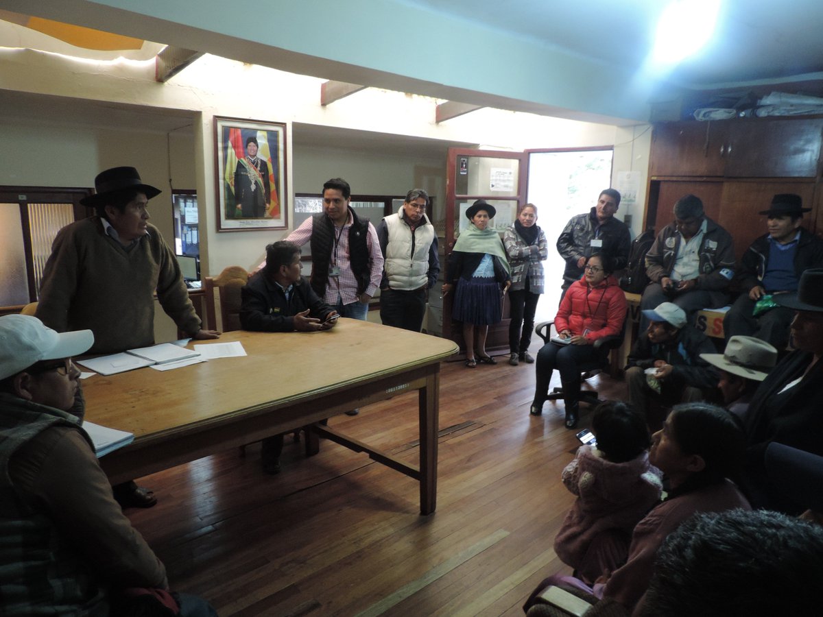 JDFATOS's tweet image. hoy 04-09-2018 se llevo adelante la Reunión del Equipo Técnico mas la participación de los   DELEGADOS PROVINCIALES de la J-DFATOS, Dirigida por el Jefe de la Jefatura LEONARDO MATURANO, 
La jefatura trabajando todos los dias junto a las Organizaciones Sociales junto al Pueblo.