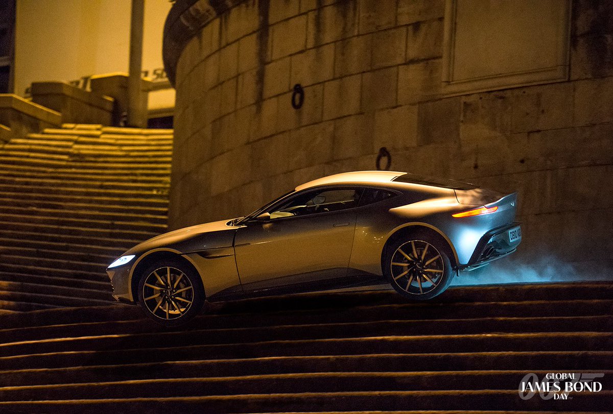 007's tweet photo. To celebrate Global #JamesBondDay tomorrow, 7 iconic @astonmartin James Bond cars will be in London. 4 of 007’s classic Aston Martins will be driving through central London and 3 will be on static display. Can you find them? https://t.co/RPccfTaAFM