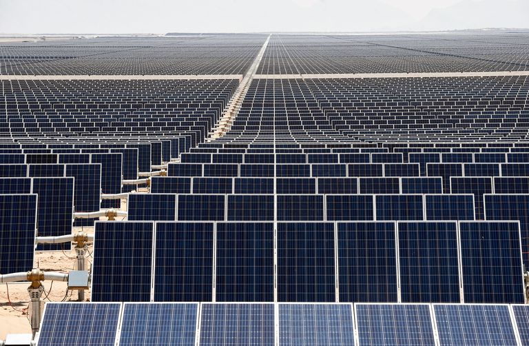 AuroraSolarTech's tweet photo. According to @EIAgov, 8 gigawatts of new #solar power was built in the U.S. in 2016, up from only around 3 the year before. 

That makes solar the second most common new power source for that year, surpassing natural gas for the first time: https://t.co/cRkmxqAgDv https://t.co/4LGhyfyudp