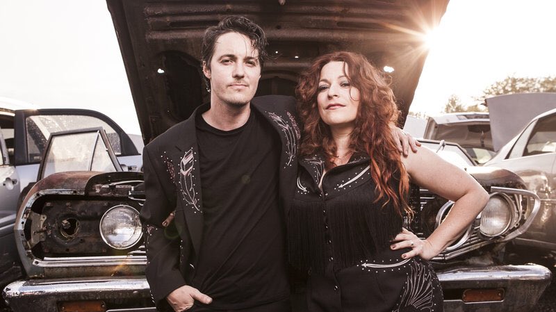 SUNDAY at Overlook Plaza 
Sweetland presents Shovels & Rope with special guests FUTUREBIRDS🎶
Gates open at 6 p.m
Tulla White Cuisine & Catering and FlavorRich Food Truck will be serving made-from-scratch menus 🌯🙌🏻
Get your tickets today!
sweetland.events