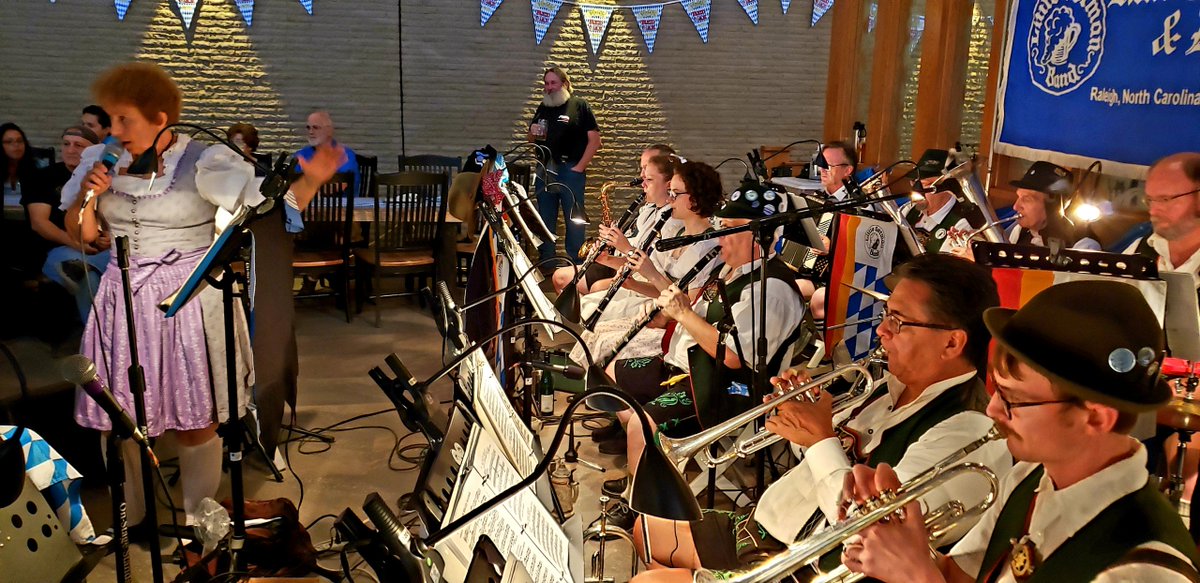 Red Oak Brewery tweet media