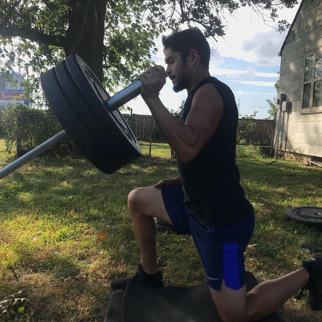 iamCodec's tweet image. Landmine row and press workouts! Focusing on my mental and physical health has been pretty neat. 🤙🏽
#NotStrong
