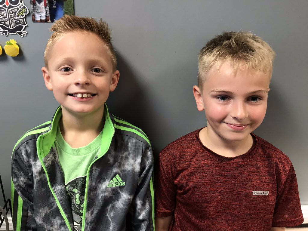 #bffsinroom142. These two gentlemen used their ROAR Bucks to buy a ‘Tweeted’ picture!