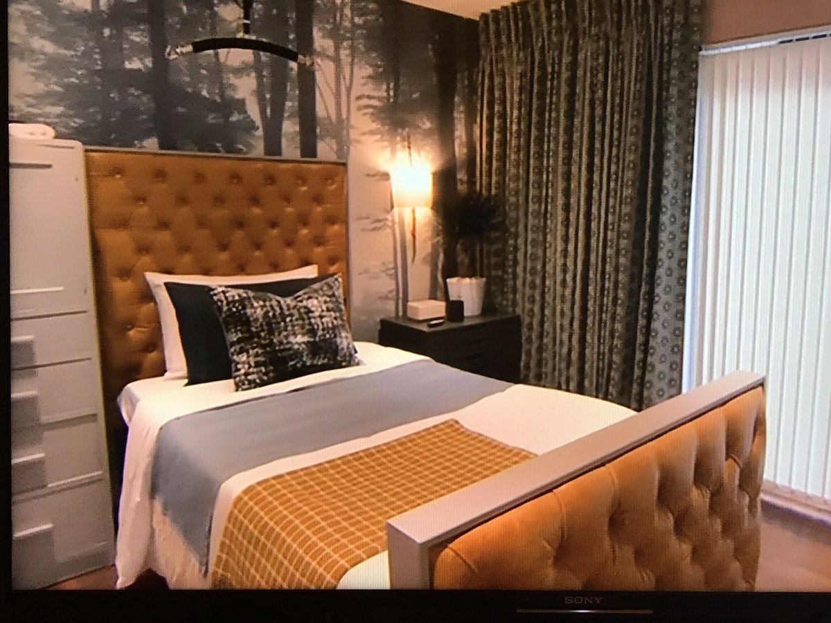 Centrobed's tweet photo. Can you believe that a bed that looks as lovely as this is a #turningbed a #costsaving #comfortable bed that can turn #automatically #handsfree through the night. #healthcare #qualityoflife #bedblocking #bespokebed #delayedtransferofcare #investtosave @theOThub @disabledliving https://t.co/ON5mglgdGx