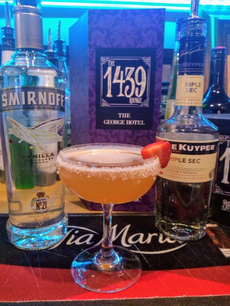 The1439Lounge's tweet photo. This weekend we're welcoming back the Rosebud to The 1439 Lounge! This cocktail is a delicious combination of vanilla and orange flavours that are perfectly enhanced by a beautiful sugar rim! Come down and treat yourself this weekend! 🍾🍹🍸
#cocktailweekend #sweettreat https://t.co/IEcBuST7XQ