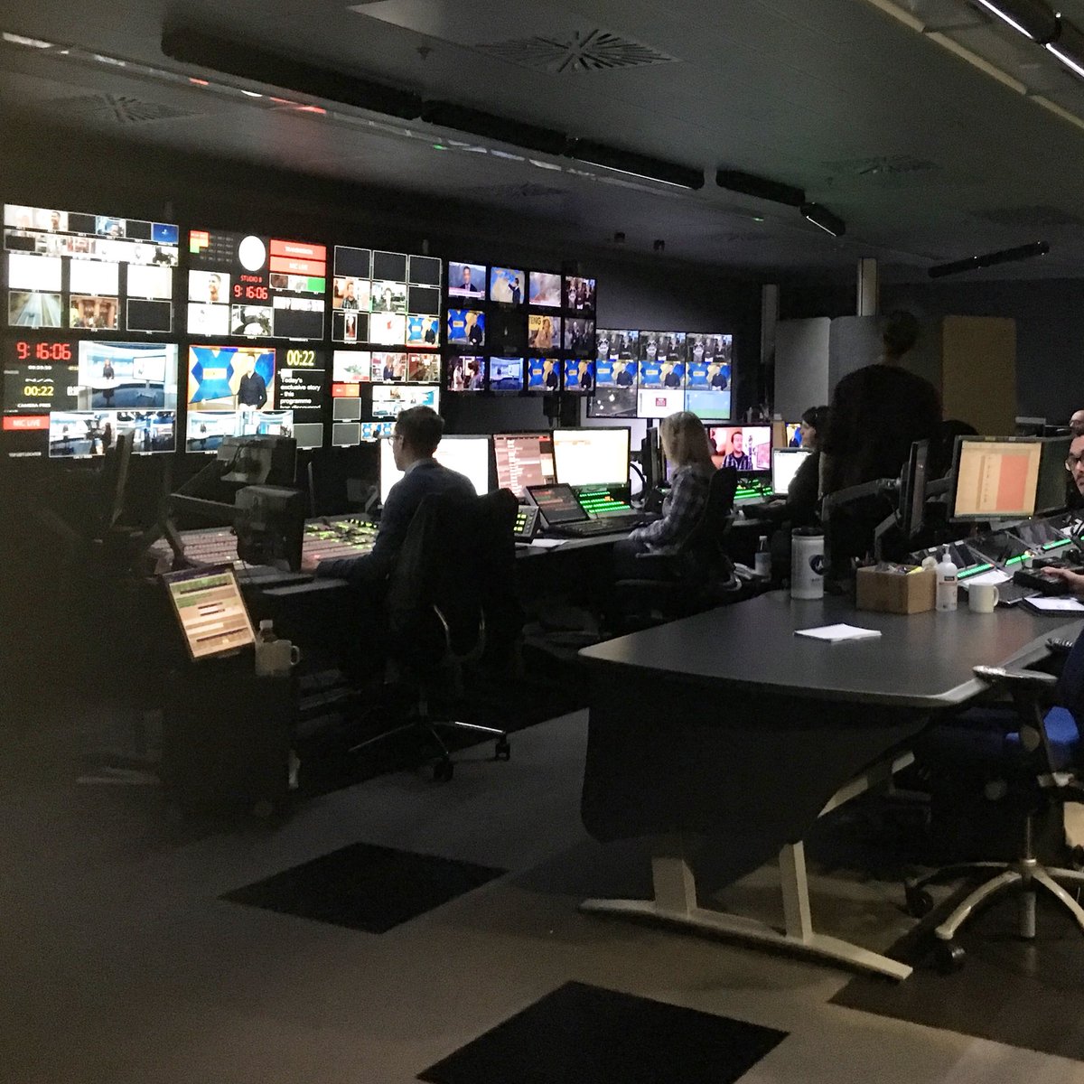 safetyinbeauty's tweet photo. This morning we were talking risky #cosmeticsurgery procedures abroad with @bbc this morning and the lovely @VictoriaLIVE with travel injury expert in cosmetic procedures @cpalmerhughes please think twice before embarking on #CosmeticSurgeryTourism https://t.co/JqqrYfuBUQ