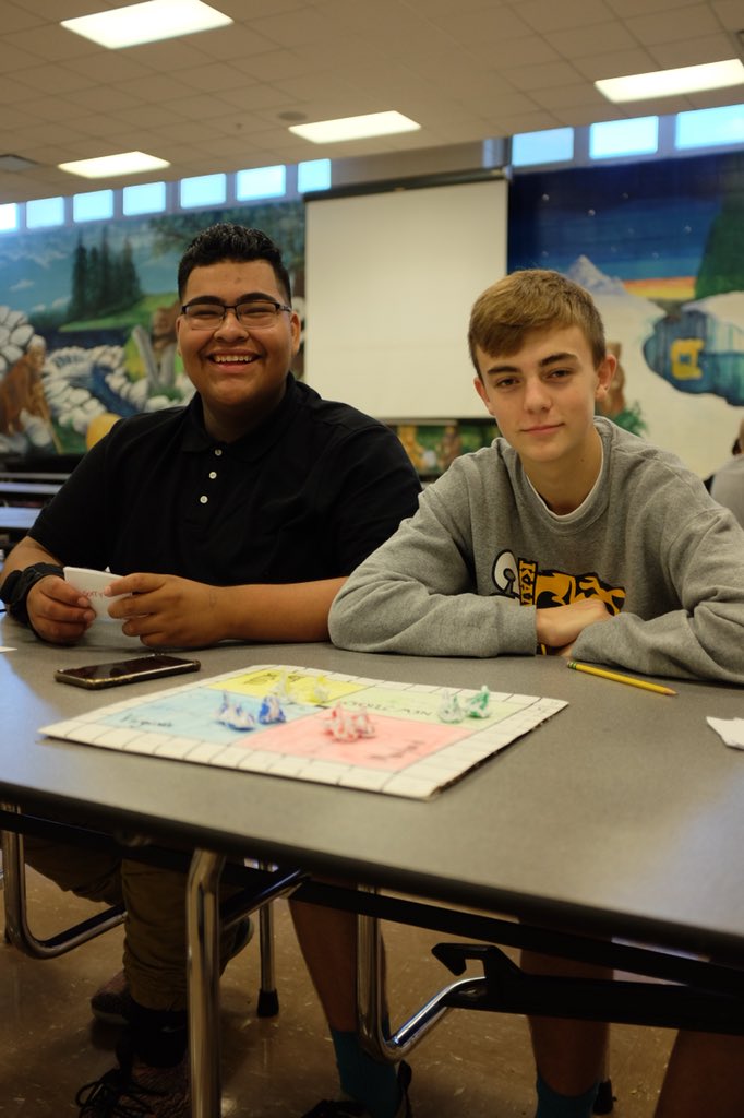 KammererCubs's tweet photo. 8th graders were #productivecollaborators and #emerginginnovators as they designed board games based on their knowledge of the “13 Original Colonies” to #effectivelycommunicate with 6th grade peers! @JCPSAsstSuptMS #miraclemiddleschools @JCPSBackpack https://t.co/k2c2saBYc7
