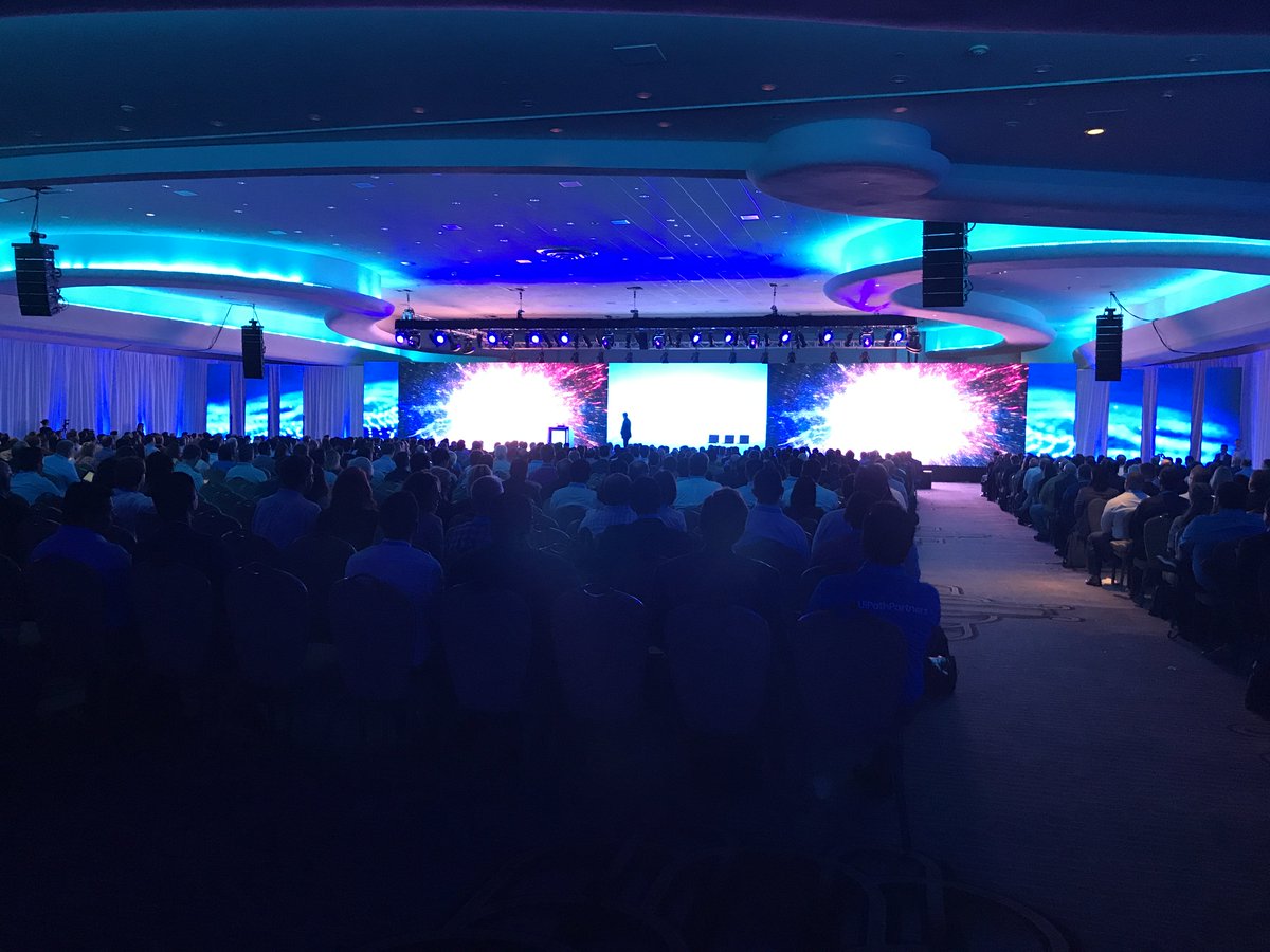 Amazing #UiPathForward Americas event here in Miami! #RPA #AccelerateEverything  Sign up for all the post-event goodies: sessions, presentations, pics & more: uipath.com/events/forward…