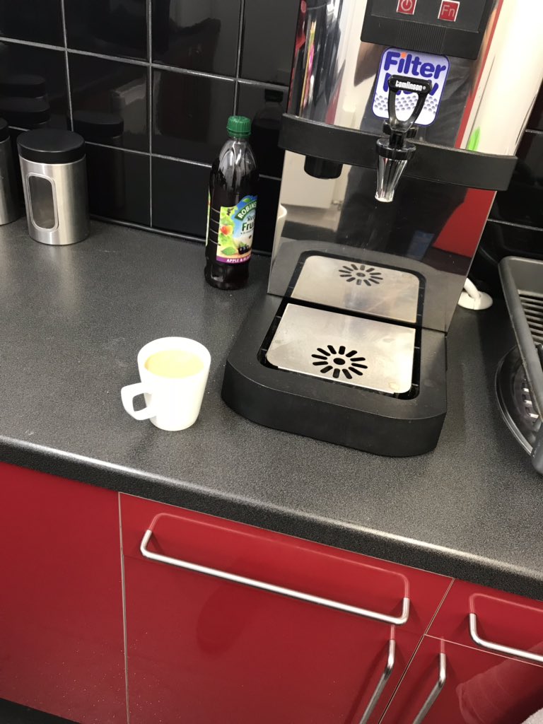 Richard Fenwick (@richardfenwick) on Twitter photo You know you’re well into your 30s when you’re backstage at a rock and roll show making a cup of milky tea. You know you’re well into your 30s when you’re backstage at a rock and roll show making a cup of milky tea.