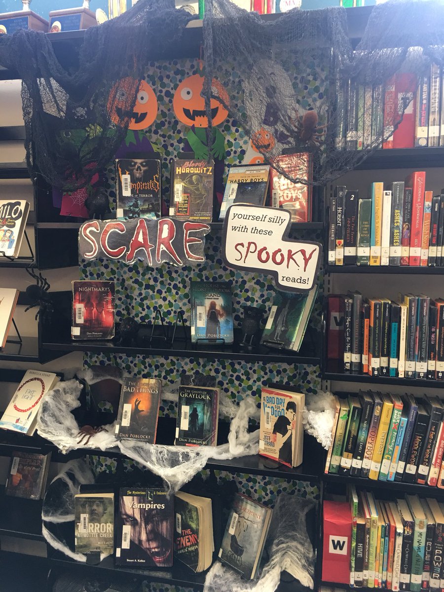 WilsonMSLibrary's tweet image. 6th Gr Media Advisory Council creates spooky story display. Get your scare on! @WWMSBulldogs #hubofschool