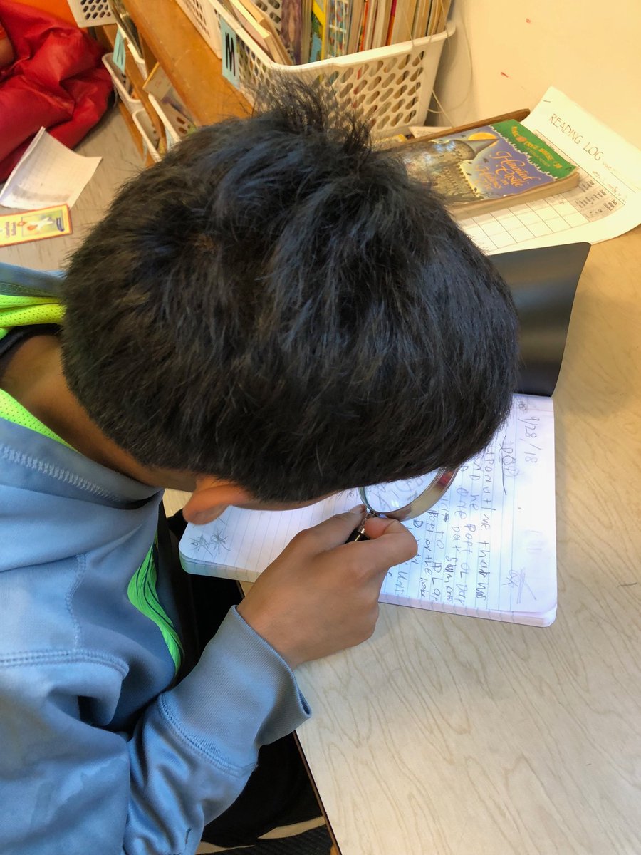 MzShaw3rd's tweet photo. Finding that “ZOOM-IN” moment for a great story! @ AbingdnGIFT https://t.co/BAxTUCC5yn