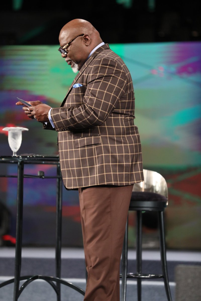 BishopJakes's tweet image. I get asked a lot how I prepare messages and how I decide what to speak on for Sunday. My response is, and what I tell the young pastors under me, I don&apos;t study to preach. I study to live and it is out of my living I preach. #faith #ministry