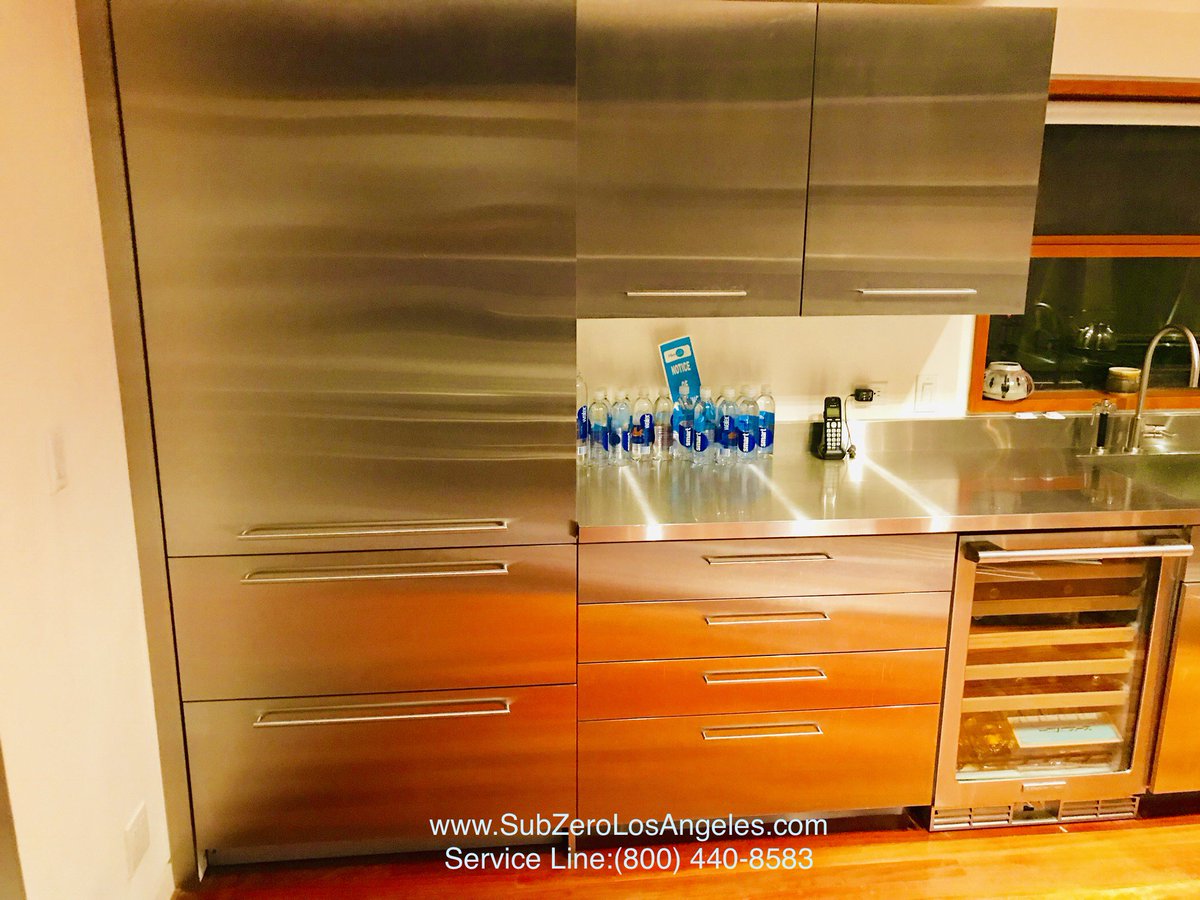 SubZeroService's tweet image. Recently serviced: #SubZeroRefrigerator, 736 TC model, repaired by us on #HollywoodHills this week. Working just great now. Work done by technician Joseph. Amazing kitchen design idea: stainless steel finish! Sub Zero and Wolf #ApplianceRepair Service Line: (800) 440-8583