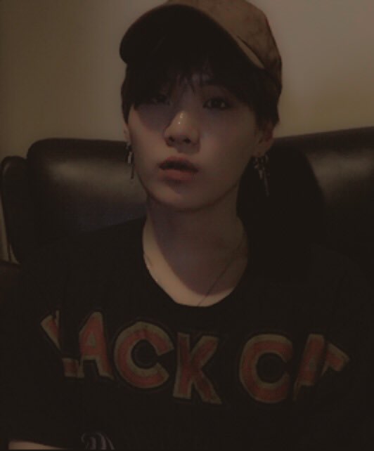 yoongi pics tweet media