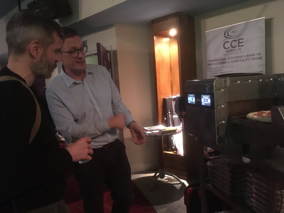 Cooking live with <a href="/OventionUK/">OventionUK</a> at <a href="/southendrpijam/">Follow: @SouthendRPiJams</a> networking night! #Techcityonsea