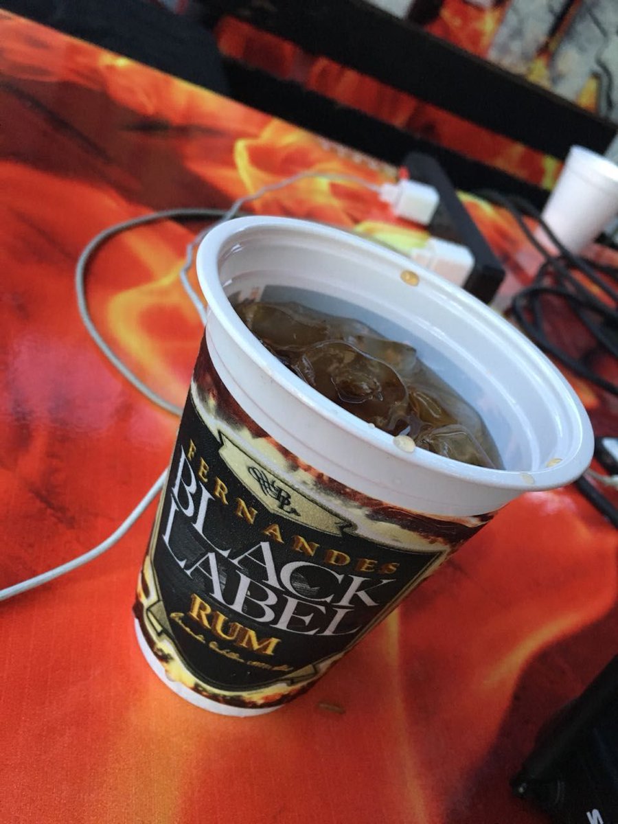 BlackLabelRum's tweet photo. Gearing up for level vibes this weekend!
#BlackLabelRum!!!
#Designate
#DontDrinkAndDrive https://t.co/ZrvqH47L7O
