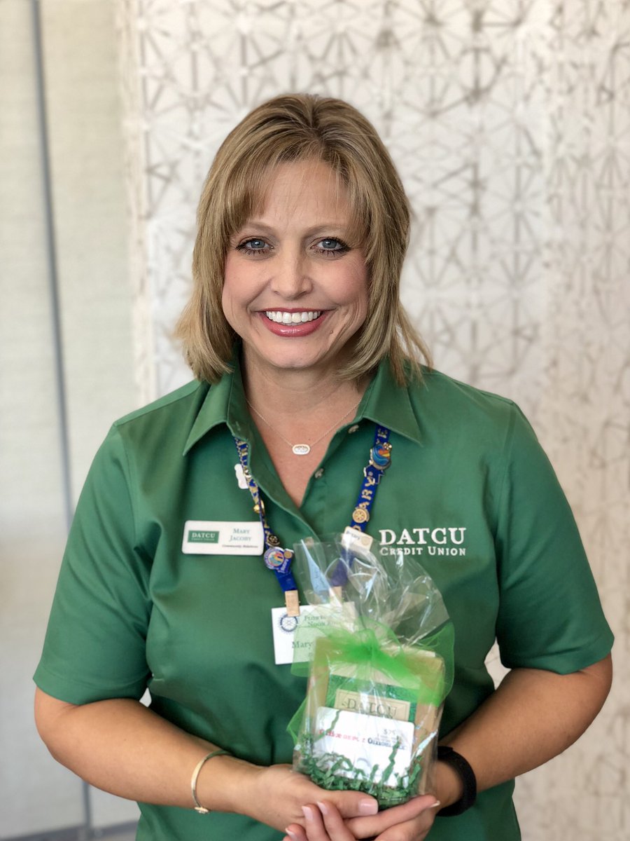 IsdVoice's tweet photo. Thank you to DATCU Credit Union and Mary Jacoby for our next prize! Teachers make sure you have signed up so your name is in the drawing. #TeacherVoice #Commit2Vote https://t.co/42tjuP0JLY