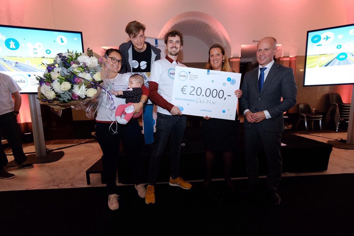 Open State Foundation ontving vandaag de Stuiveling Open Data Award (SODA) en €20.000 voor de toepassing PoliFLW.nl. PoliFLW maakt via één platform lokaal politiek nieuws toegankelijk, doorzoekbaar en herbruikbaar als open data.
openstate.eu/nl/2018/10/pol…
