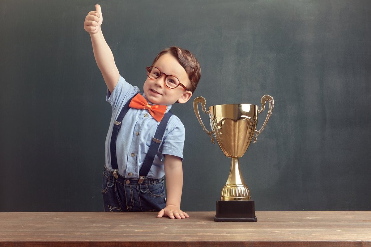 allianzfrance's tweet photo. Waouuu !! Allianz France remporte le Trophée de l'Assurance en OR dans la catégorie "Innovation Relation Clients" avec son service @securkeys 🥇🏆😍 ! Avec #Securkeys vos clés reviennent toujours 🔑👉 https://t.co/ZNKovNUwZg #partenariat #tropheesassurance #innovation https://t.co/se9Nk4l2YA