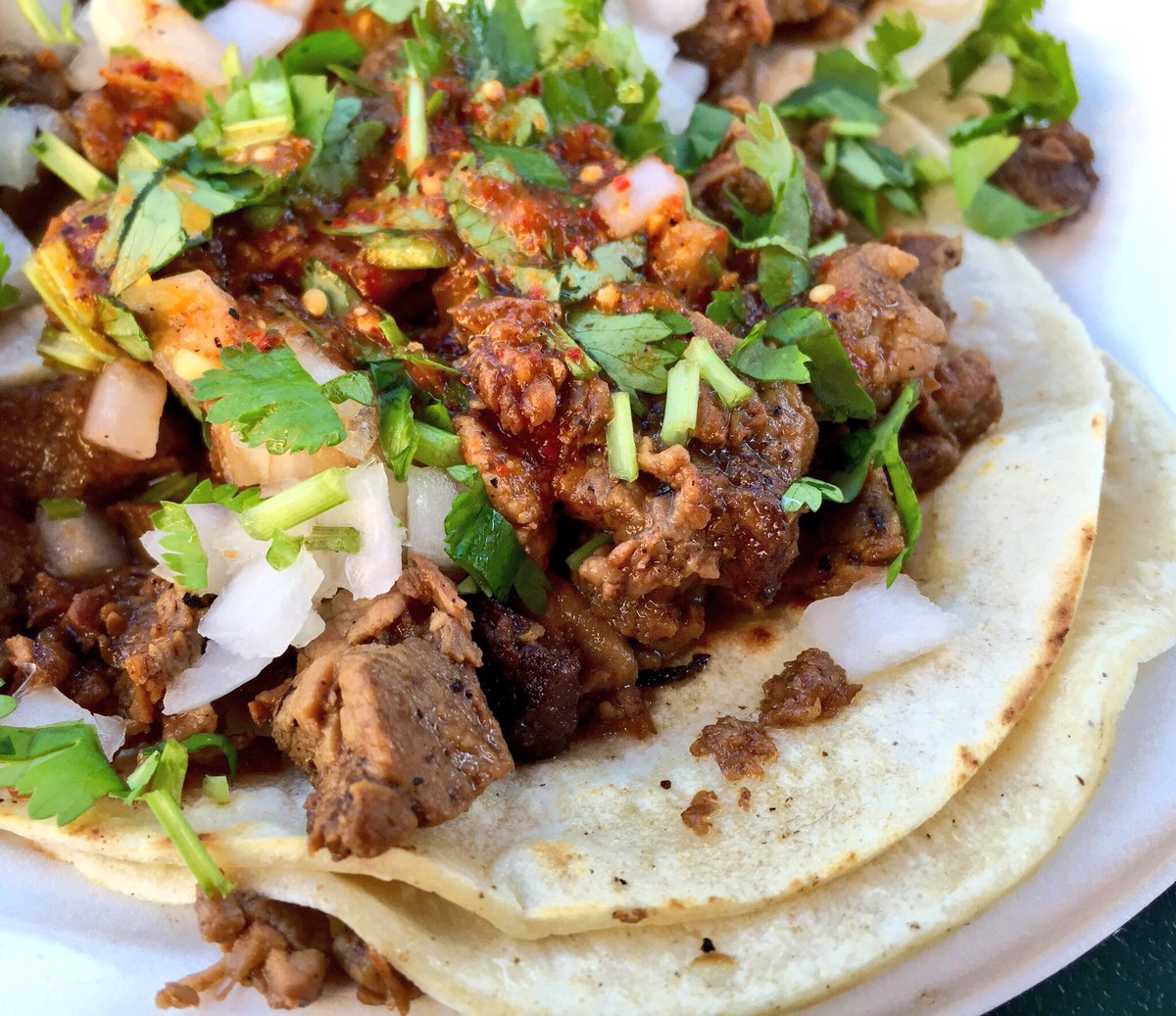 OWCalifornia's tweet image. Happy #NationalTacoDay 
It might as well be Christmas in California 🌮🌮🌮