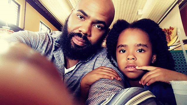simplysimsFam's tweet photo. This is our favorite #TBT! Twins for sure. #SimplySims #youtubefamily https://t.co/5X3Lx4WADo https://t.co/tLcvvX2eix