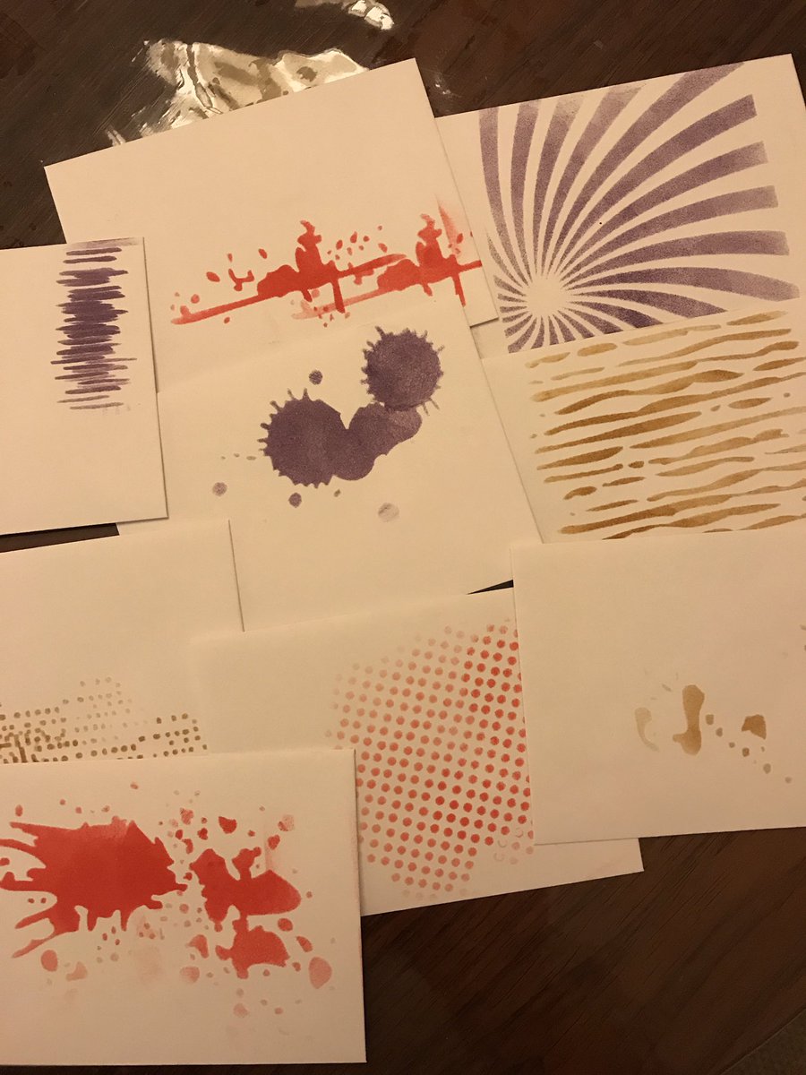 Playing around with distress and stencils on envelopes

#bykarinbuchnielsen #distressink