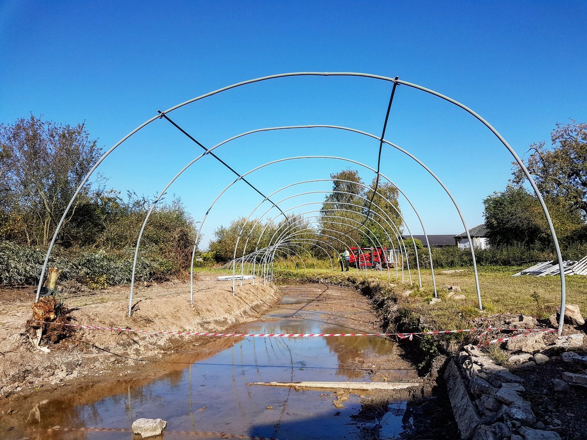 KaneBrides's tweet photo. Fun day with the @WWTConservation team helping @Slimbridge_Wild with reserve work! Building screens for use on the @WWTSlimbridge duck decoy, one of very few duck decoys in use today. Once used for food, now used to catch #ducks for ringing! #WWTConservation https://t.co/EWlykDbH41
