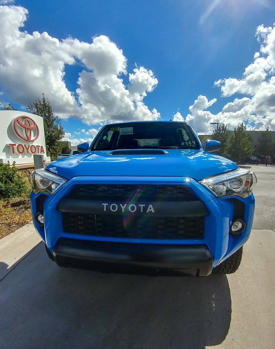 FlagstaffToyota's tweet photo. We just received the all new and exclusive Voodoo Blue 2019 TRD Pro 4Runner!
#flagtoyota #4runner #trdpro #voodooblue #trdpro4runner #flagstaff https://t.co/TSSqlKRqlr